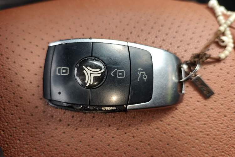 Used NETA V 2022 Chao 300 Lite Lithium Iron Phosphate Vehicle Key