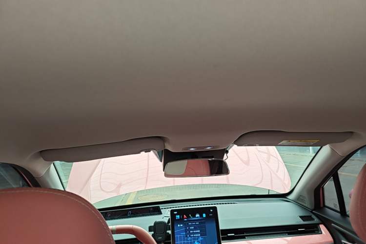 Used NETA V 2022 Chao 400 Lite Pink Custom Edition Headliner