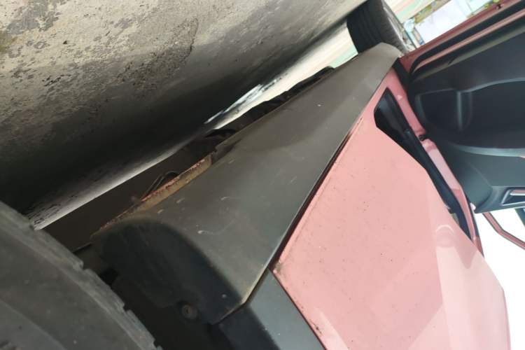 Used NETA V 2022 Chao 400 Lite Pink Custom Edition Left Side Sill