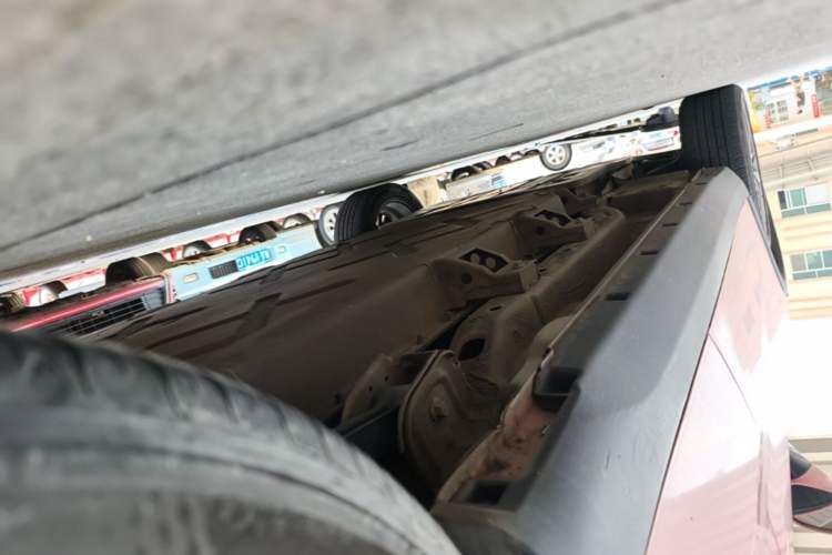 Used NETA V 2022 Chao 400 Lite Pink Custom Edition Left Side Sill