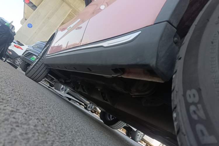 Used NETA V 2022 Chao 400 Lite Pink Custom Edition Left Side Sill