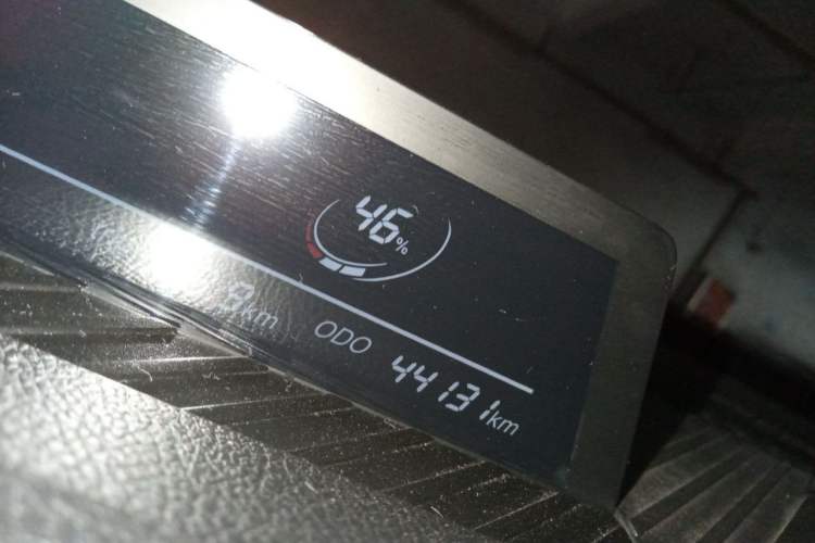 Used NETA V 2022 Chao 400 Lite Pink Custom Edition Odometer Close Up