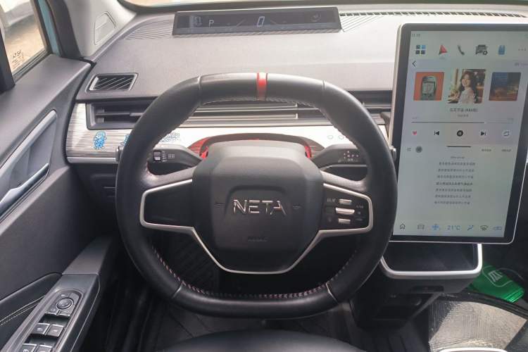 Used NETA V 2022 Chao 300 Lite Ternary Lithium Steering Wheel