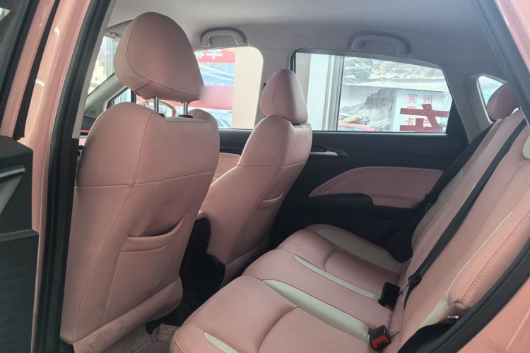Used NETA V 2022 Chao 400 Lite Pink Custom Edition Interior 3