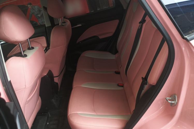 Used NETA V 2022 Chao 400 Lite Pink Custom Edition Interior 4