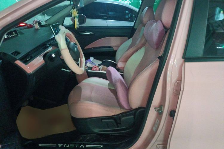 Used NETA V 2022 Chao 400 Lite Pink Custom Edition Left Front Seat