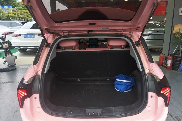 Used NETA V 2022 Chao 400 Lite Pink Custom Edition Trunk