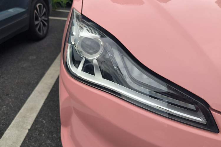 Used NETA V 2022 Chao 400 Lite Pink Custom Edition Right Front Headlight