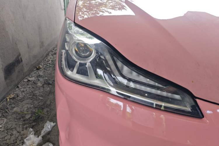 Used NETA V 2022 Chao 400 Lite Pink Custom Edition Right Front Headlight
