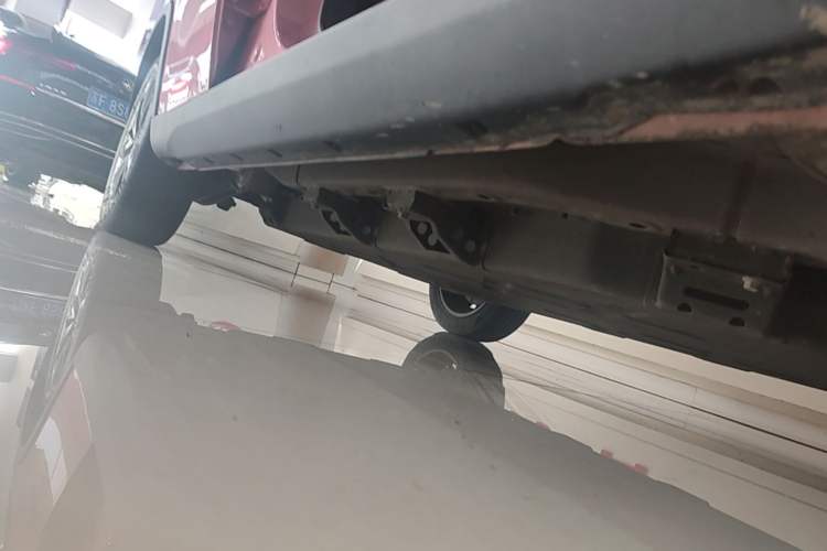 Used NETA V 2022 Chao 400 Lite Pink Custom Edition Right Side Sill