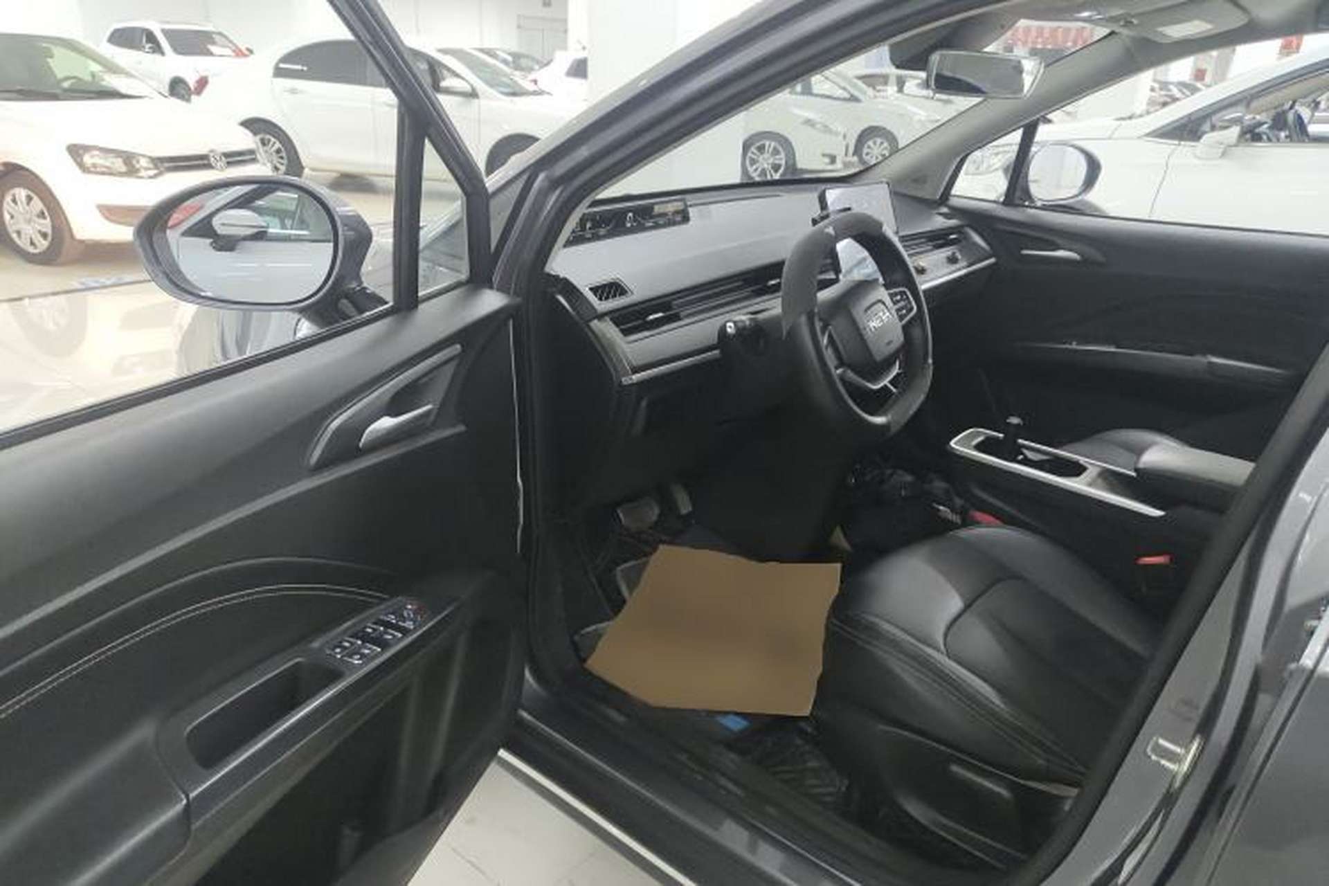 Used NETA V 2022 Chao 300 Lite Ternary Lithium Driver Seat