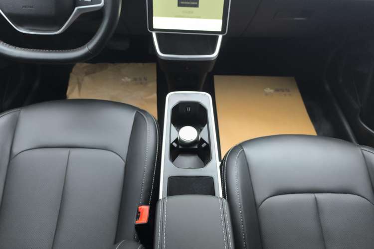 Used NETA V 2022 Chao 400 Pro Gear Lever