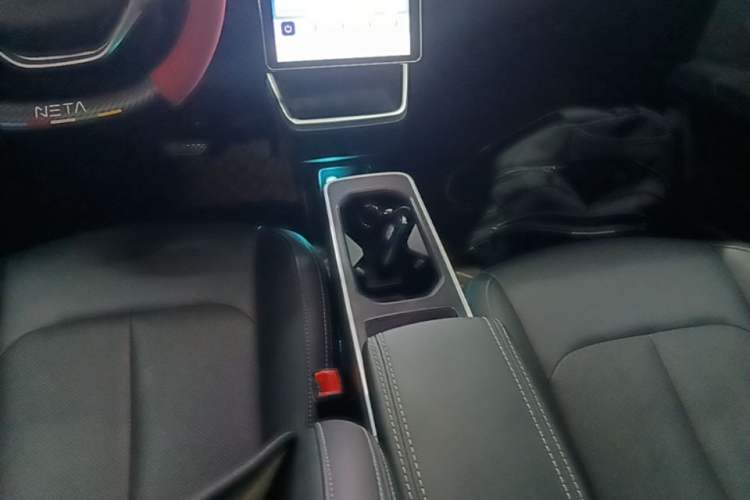 Used NETA V 2022 Chao 400 Lite Gear Lever
