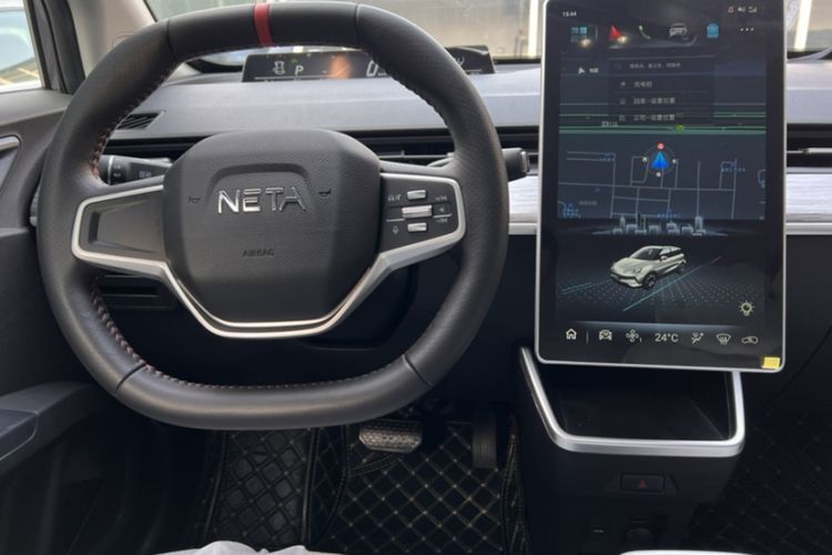 Used NETA V 2022 Chao 300 Lite Ternary Lithium Interior 2