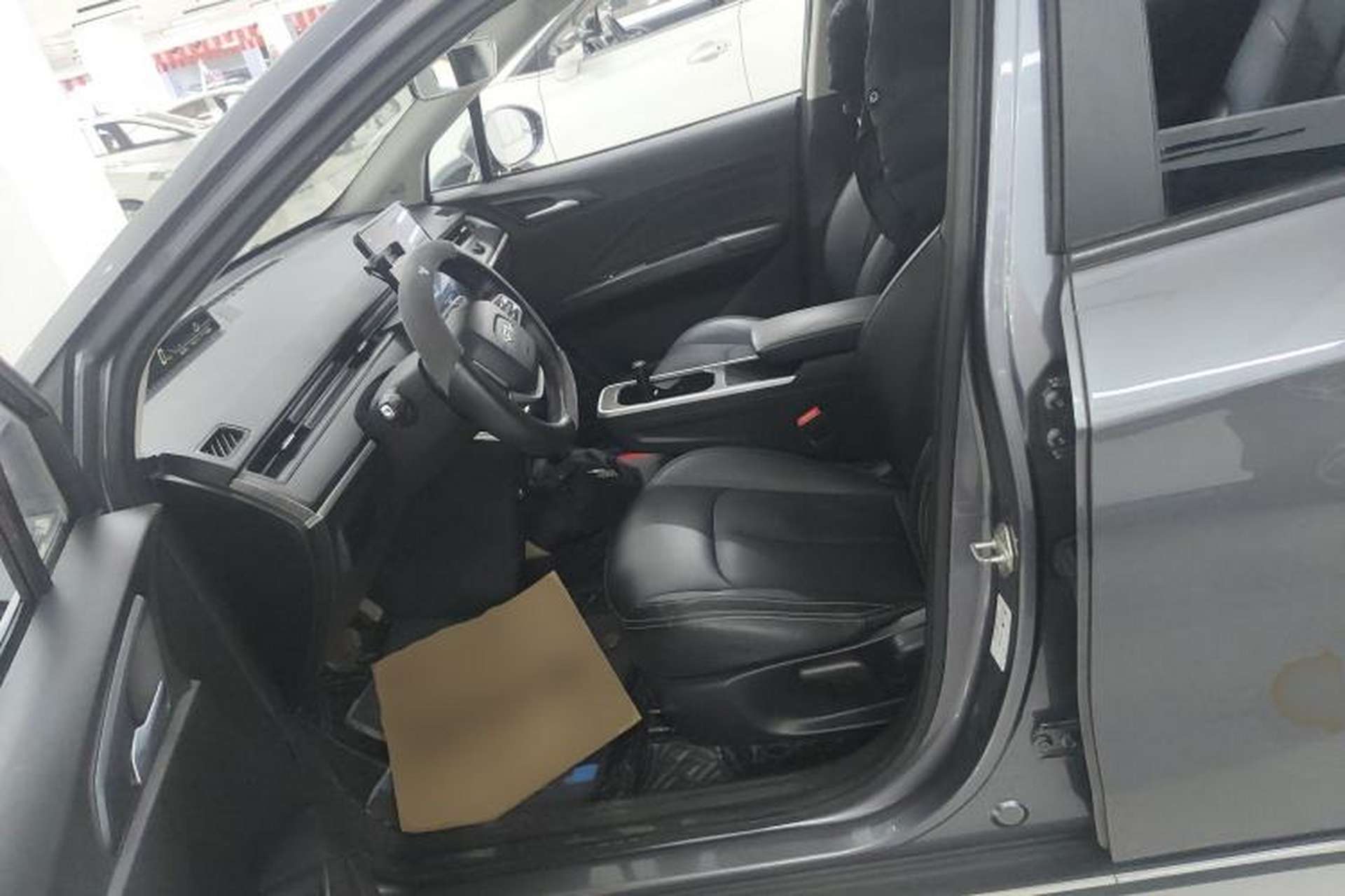 Used NETA V 2022 Chao 300 Lite Ternary Lithium Left Front Seat