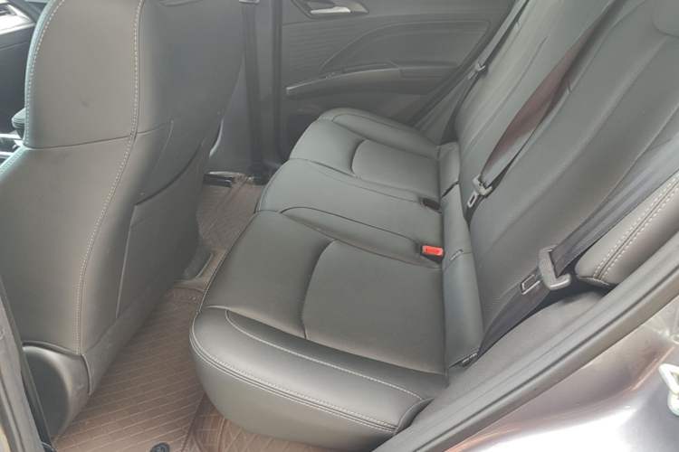 Used NETA V 2022 Chao 400 Lite Left Rear Seat