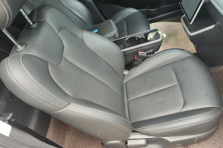 Used NETA V 2022 Chao 400 Lite Right Front Seat