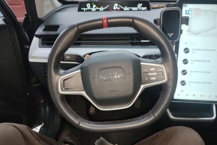 Used NETA V 2022 Chao 300 Lite Ternary Lithium Steering Wheel