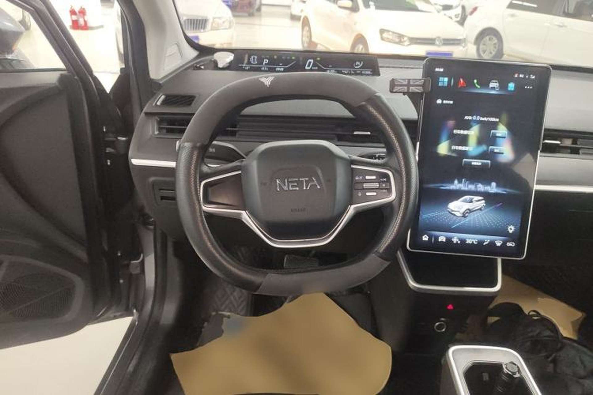 Used NETA V 2022 Chao 300 Lite Ternary Lithium Steering Wheel