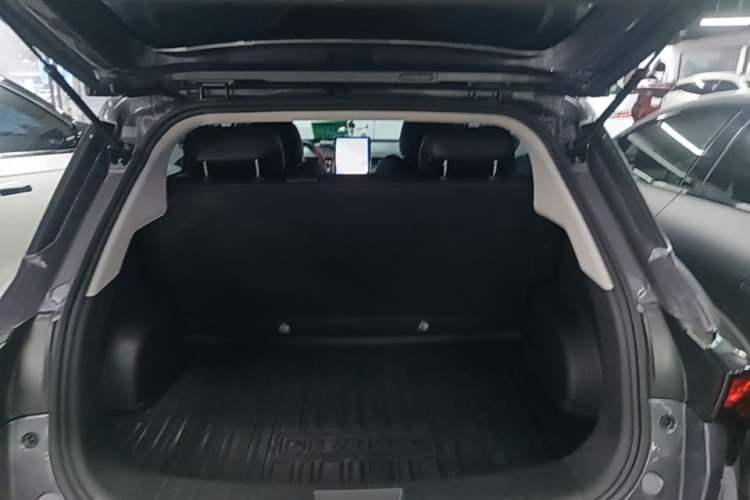 Used NETA V 2022 Chao 400 Lite Trunk