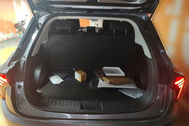 Used NETA V 2022 Chao 300 Lite Ternary Lithium Trunk