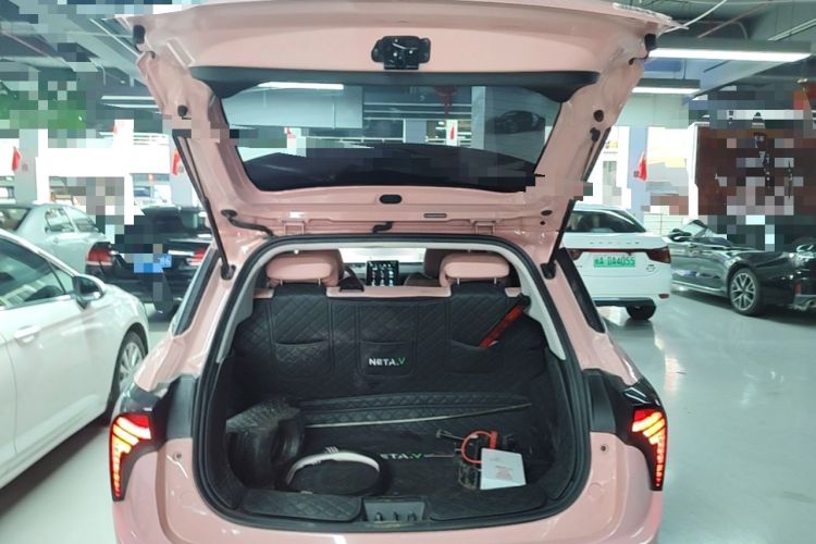 Used NETA V 2022 Chao 400 Lite Pink Custom Edition Trunk