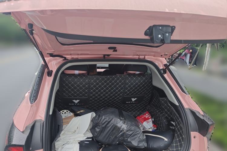 Used NETA V 2022 Chao 400 Lite Pink Custom Edition Trunk