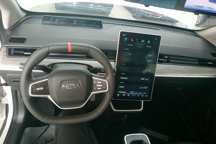 Used NETA V 2022 Chao 400 Lite Center Console