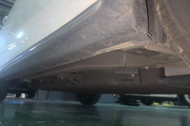 Used NETA V 2022 Chao 300 Lite Ternary Lithium Chassis Front Right