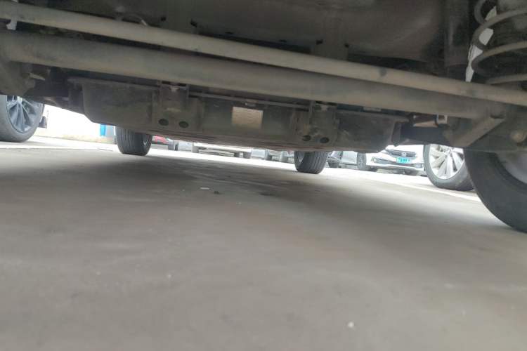 Used NETA V 2022 Long-Range Industry Custom Edition Chassis Rear
