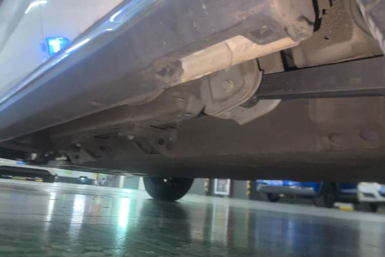 Used NETA V 2022 Chao 300 Lite Ternary Lithium Chassis Rear Left
