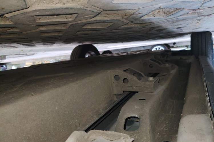 Used NETA V 2022 Pro Long-Range Smart Edition Chassis Rear Left