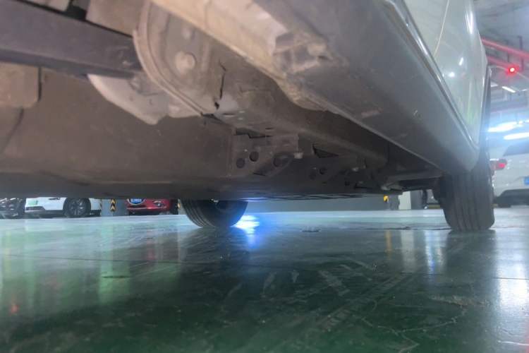 Used NETA V 2022 Chao 300 Lite Ternary Lithium Chassis Rear Right