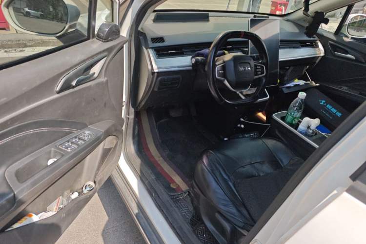 Used NETA V 2022 Pro Long-Range Smart Edition Driver Seat