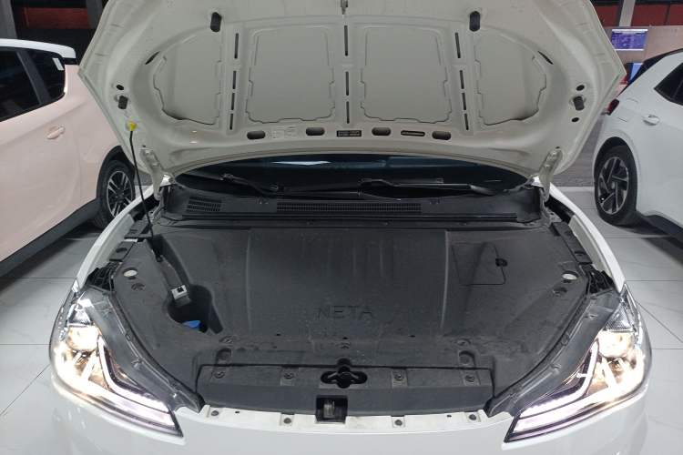 Used NETA V 2022 Pro Long-Range Smart Edition Engine Bay