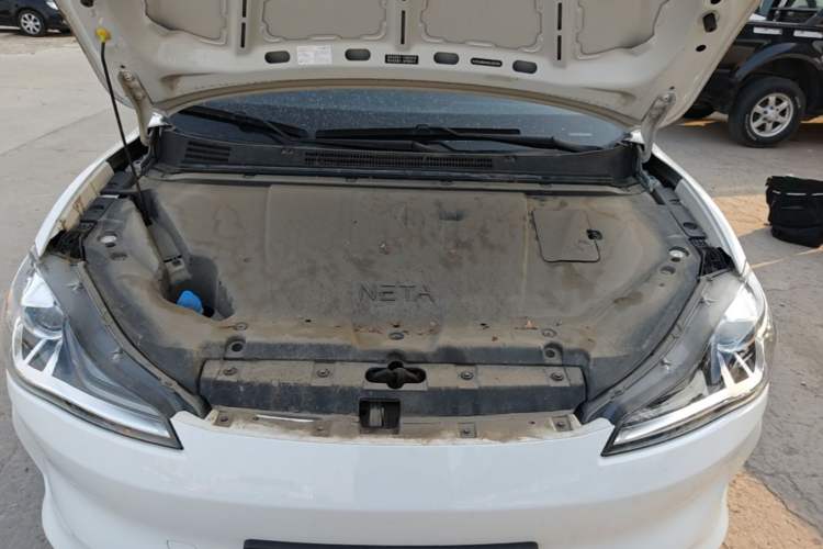 Used NETA V 2022 Chao 300 Lite Lithium Iron Phosphate Engine Bay