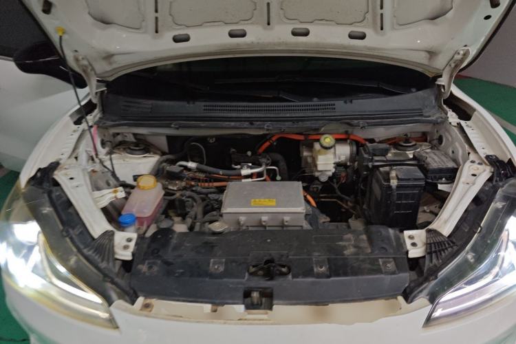 Used NETA V 2022 Pro Long-Range Smart Edition Engine Bay