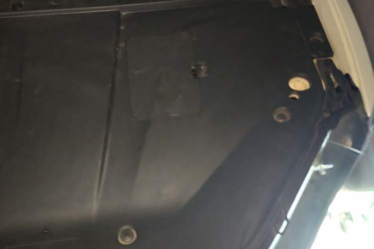 Used NETA V 2022 Chao 400 Lite Engine Bay Left