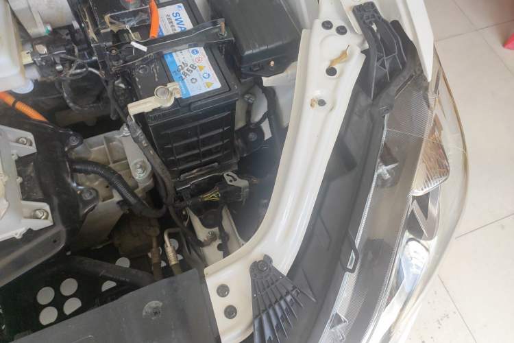 Used NETA V 2022 Chao 400 Lite Engine Bay Left