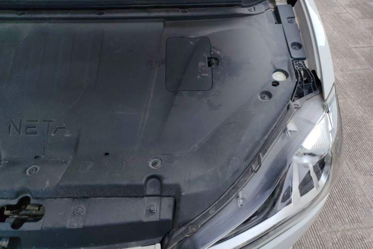 Used NETA V 2022 Chao 400 Lite Engine Bay Left