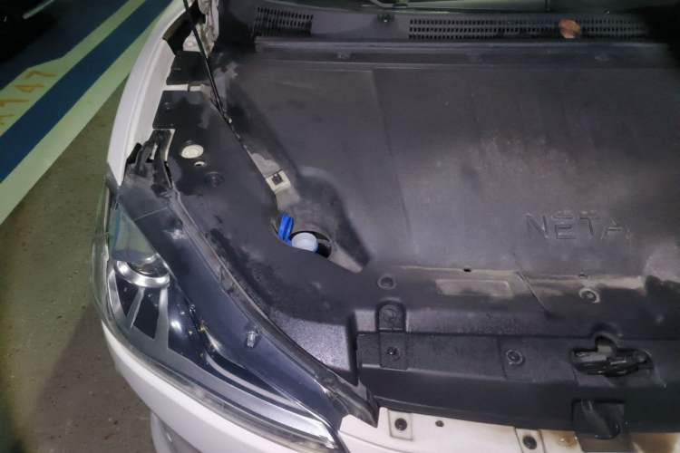 Used NETA V 2022 Chao 400 Engine Bay Right