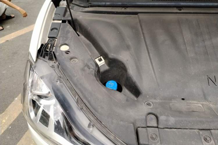 Used NETA V 2022 Pro Long-Range Smart Edition Engine Bay Right