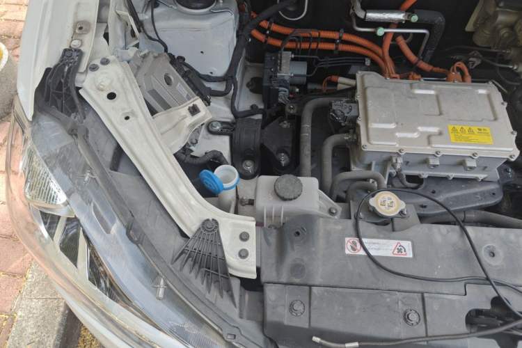 Used NETA V 2022 Chao 400 Lite Engine Bay Right