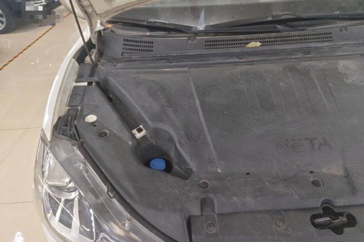 Used NETA V 2022 Chao 300 Lite Lithium Iron Phosphate Engine Bay Right