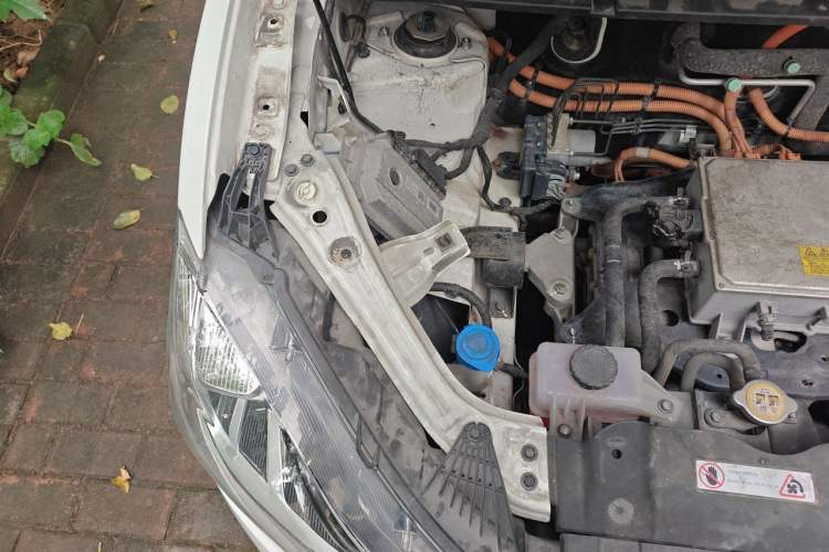 Used NETA V 2022 Chao 400 Lite Engine Bay Right