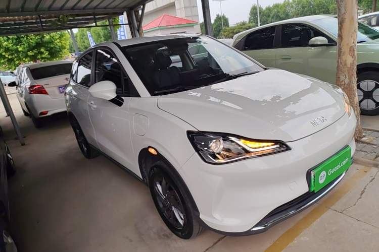 Used NETA V 2022 Chao 300 Lite Ternary Lithium Front Right 45 Deg