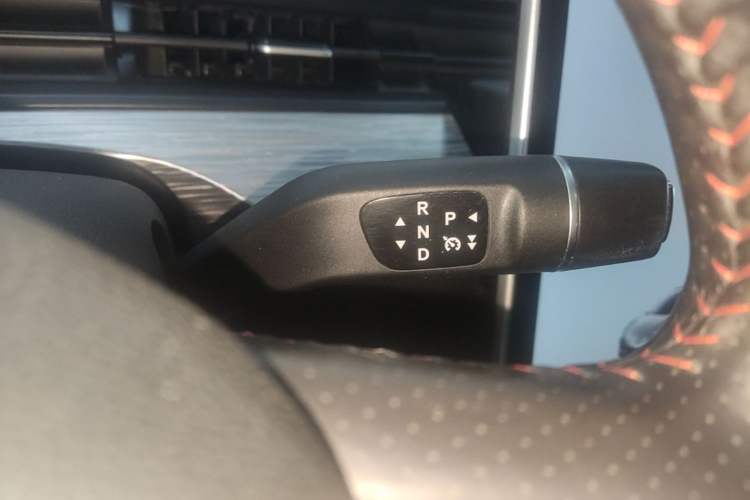 Used NETA V 2022 Chao 400 Lite Gear Lever