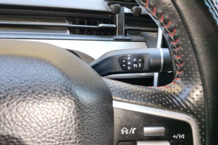 Used NETA V 2022 Pro Long-Range Smart Edition Gear Lever