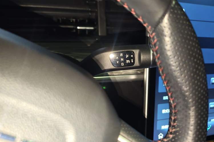 Used NETA V 2022 Chao 400 Lite Gear Lever