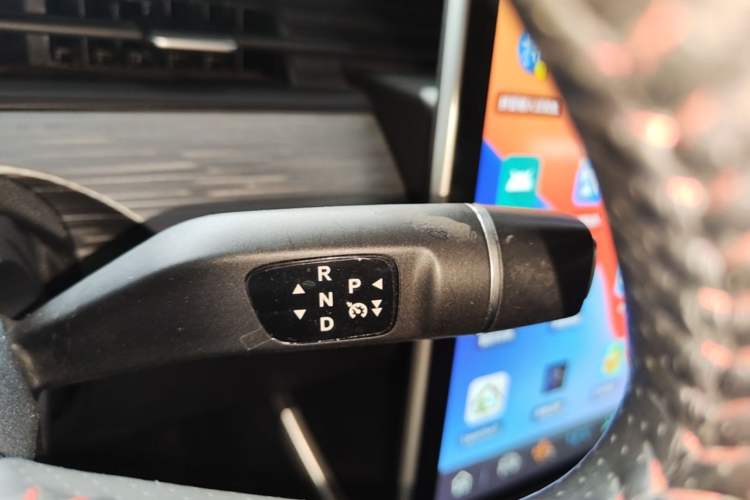 Used NETA V 2022 Chao 400 Lite Gear Lever